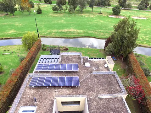 Planta solar híbrida de 5,95 kWp en Chía, Cundinamarca