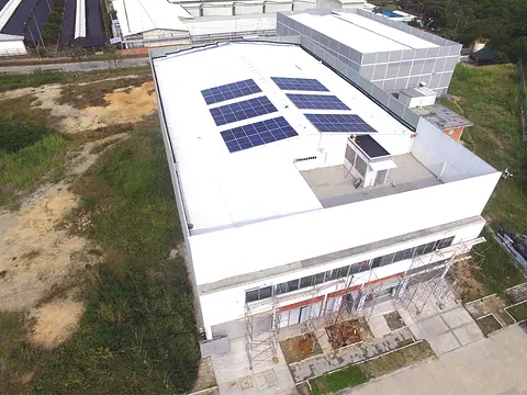 Planta solar Off Grid de 24,48 kWp en Floridablanca, STD.