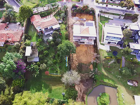 Planta solar Grid Tied de 5,1 kWp en Rionegro, Antioquia