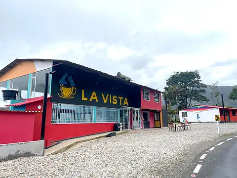 Planta solar Off Grid de 7,65 kWp en Macanal, Boyacá